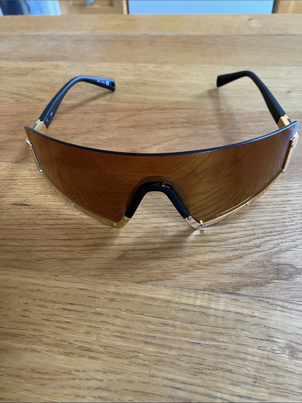 Westward Leaning STUN 02 Sunglasses - Brown Gradient / Gold / Black